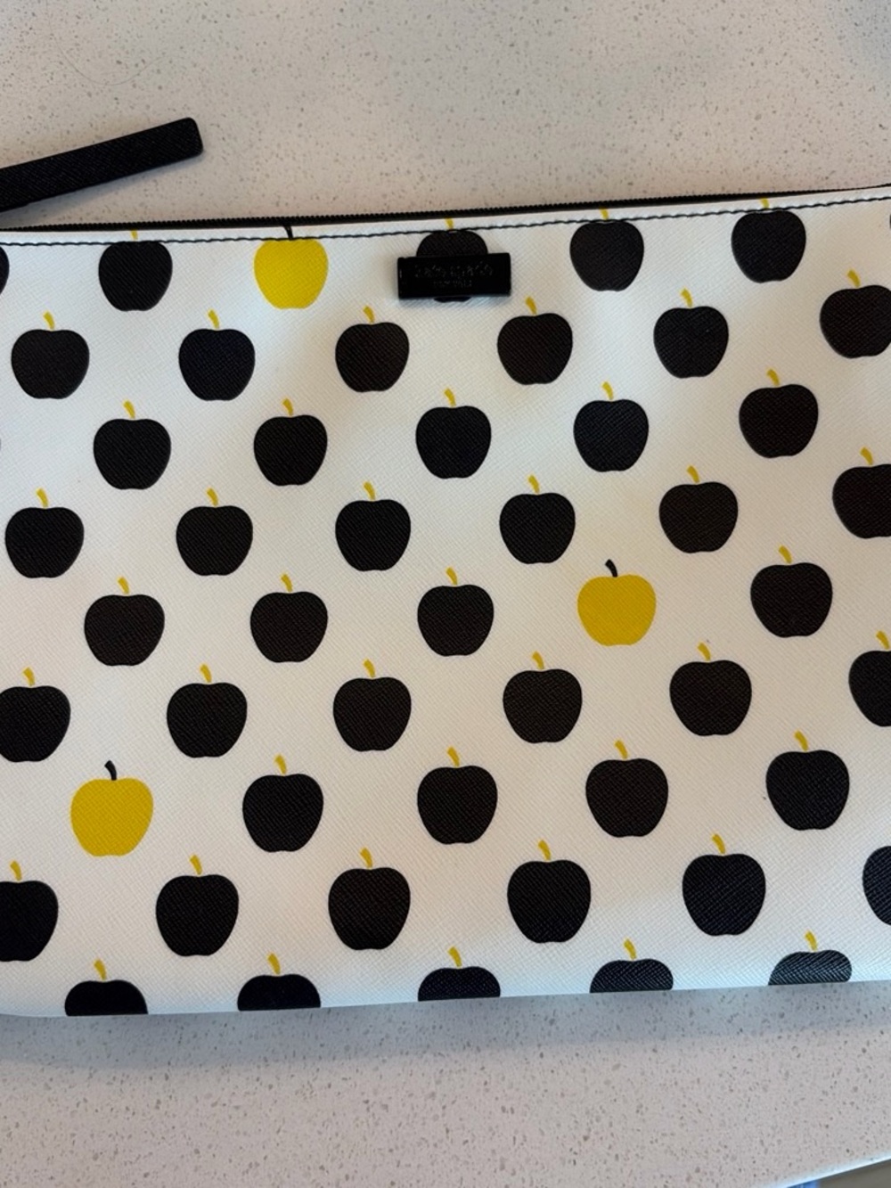 Kate spade -Apple-Print Zip bag- White with Black & Yellow Apples